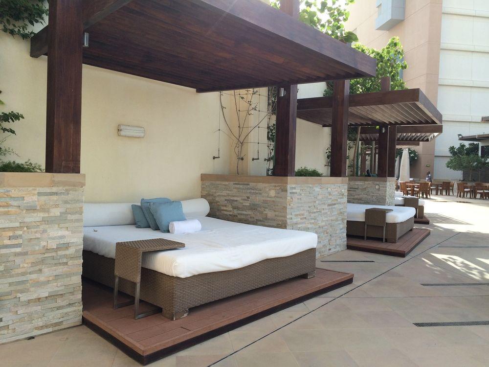 เลอ เมริเดียน ซิตี้เซ็นเตอร์ บาห์เรน Hotel มานามา ภายนอก รูปภาพ Cabana at the Wynn Las Vegas