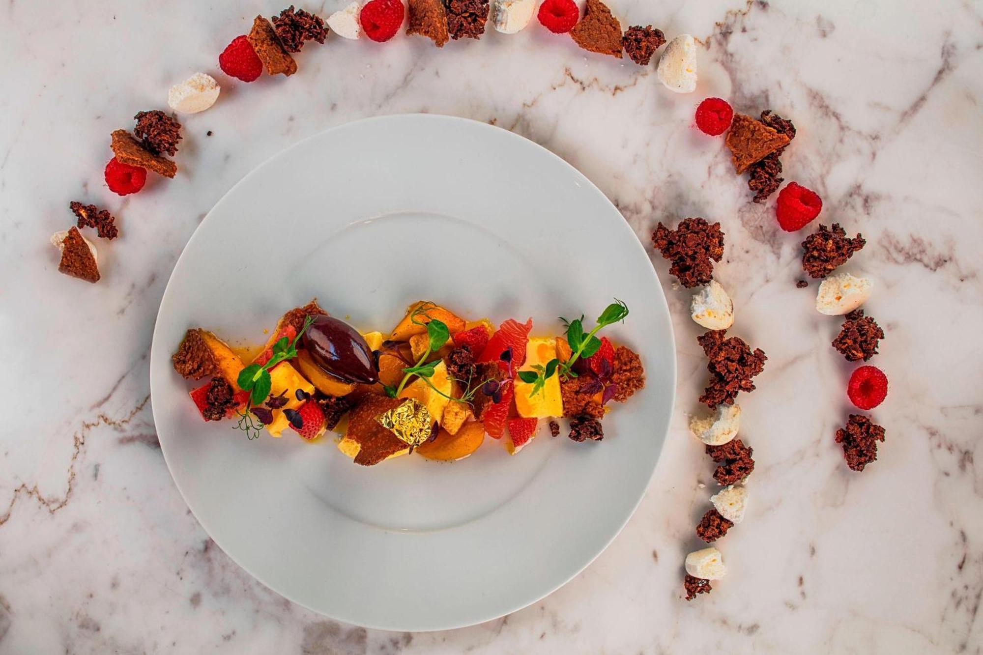 เลอ เมริเดียน ซิตี้เซ็นเตอร์ บาห์เรน Hotel มานามา ภายนอก รูปภาพ A fruit salad