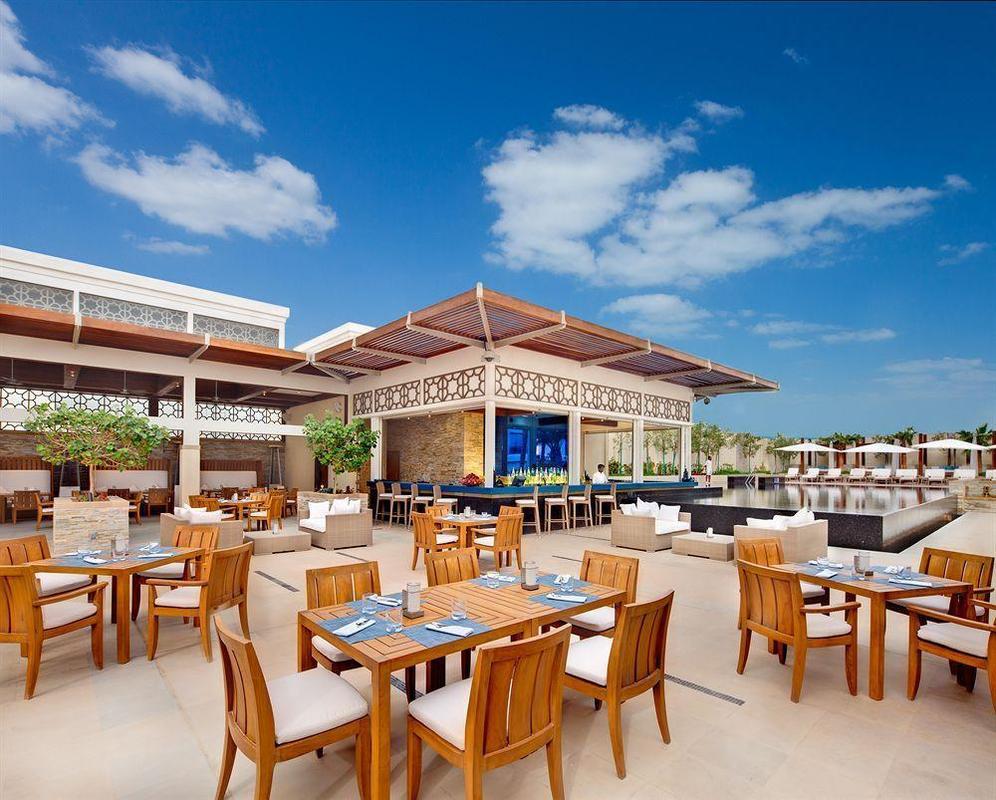 เลอ เมริเดียน ซิตี้เซ็นเตอร์ บาห์เรน Hotel มานามา ภายนอก รูปภาพ The rooftop bar at the W Bali